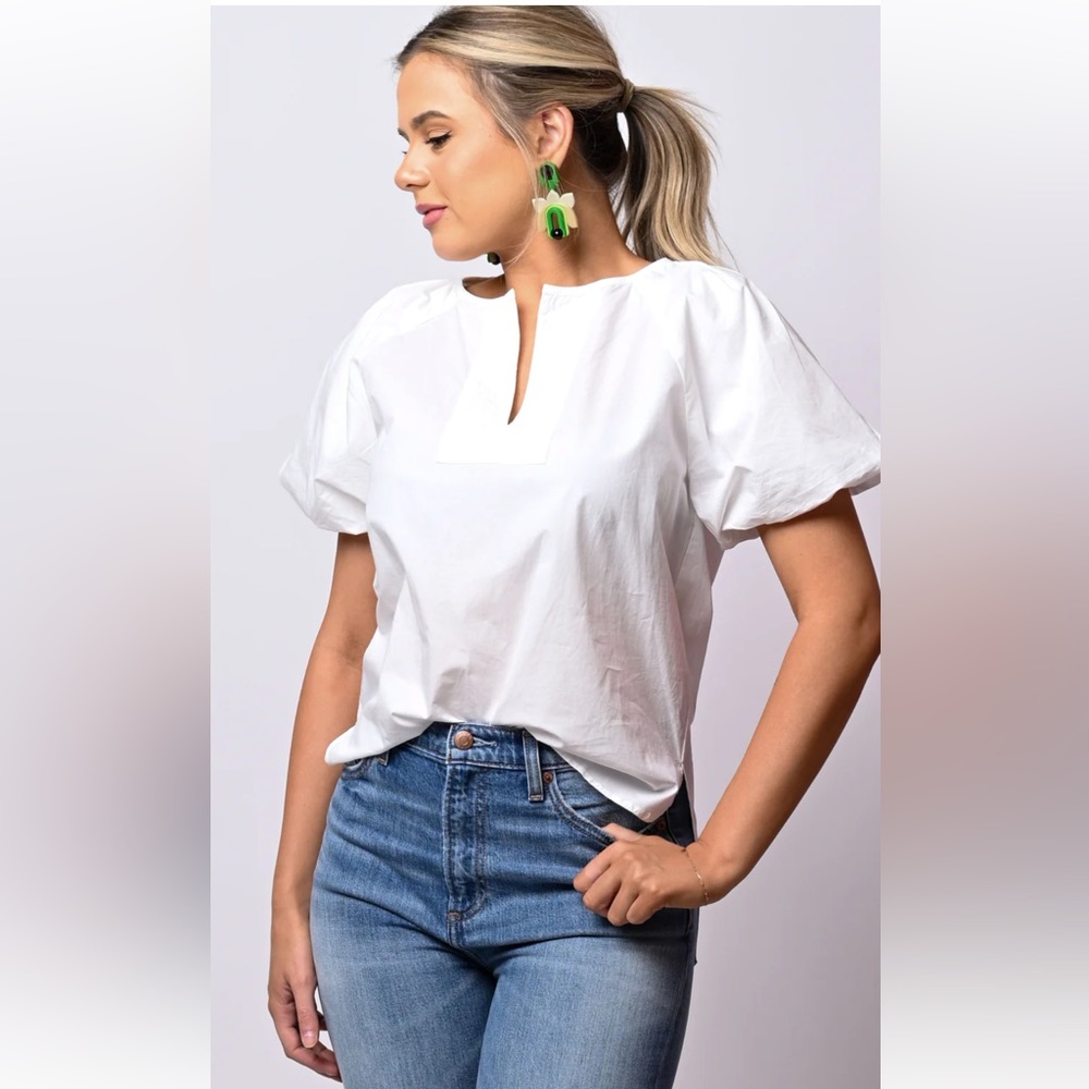 Love the Label White Bianca Puff sleeve blouse Size XS NWT